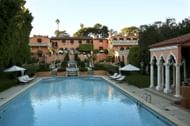 The two-house, five-acre Beverly Hills estate, the onetime residence of newspaper czar William Randolph Hearst and his girlfriend, actress Marion Davies (Image via Getty)